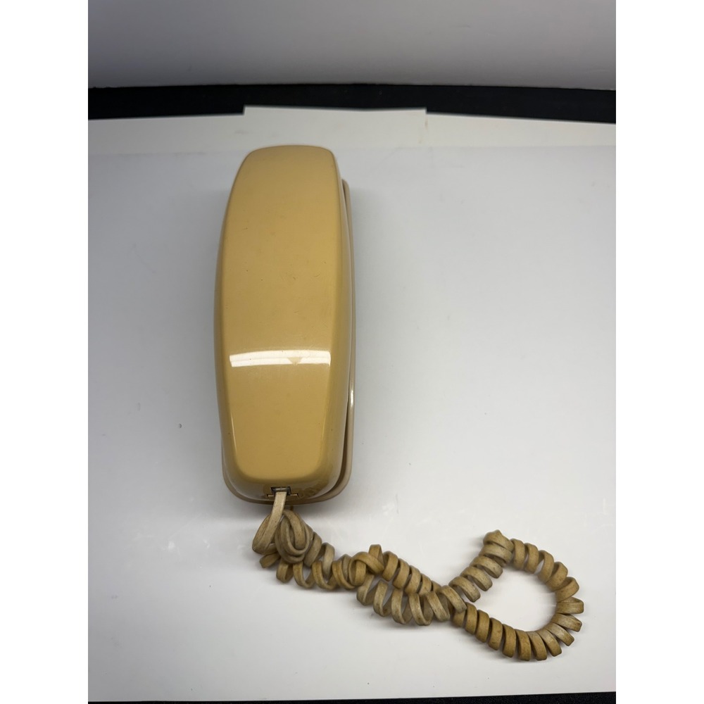 Vintage Western Electric Trimline Rotary Dial Telephone Beige Bell System Wall